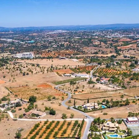 Monte Dos Avos, By Algarveblossom 阿尔布费拉