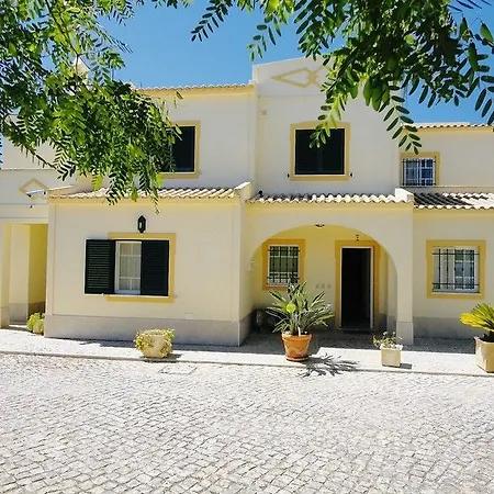 Monte Dos Avos, By Algarveblossom 阿尔布费拉