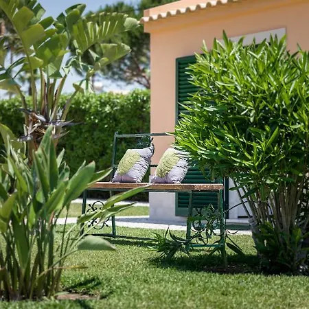 Monte Dos Avos, By Algarveblossom 阿尔布费拉