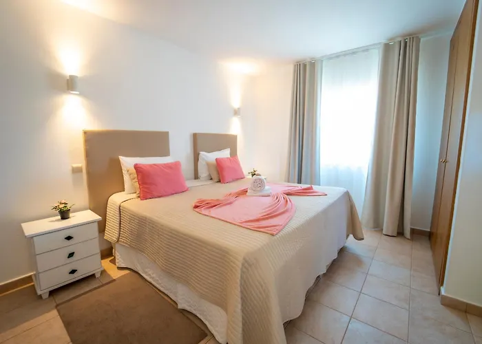 Monte Dos Avos, By Algarveblossom Albufeira