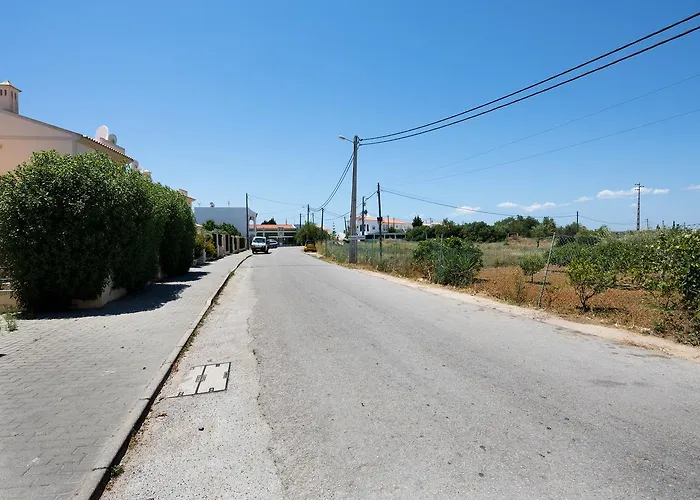 Monte Dos Avos, By Algarveblossom Albufeira