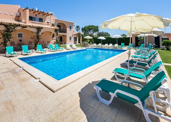 Monte Dos Avos, By Algarveblossom Albufeira