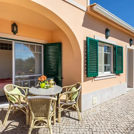 Monte Dos Avos, Apartment
